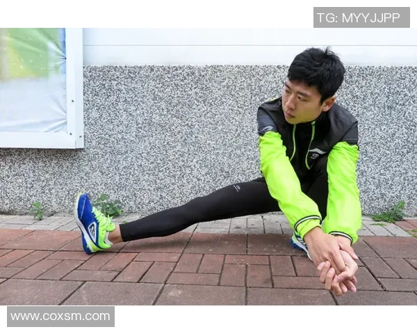 时装秀与足球明星的完美结合展现运动与时尚的魅力之夜 时装秀与足球明星的完美结合展现运动与时尚的魅力之夜