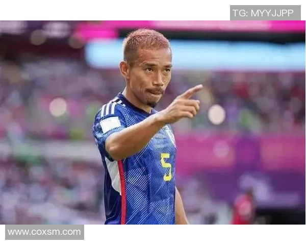 足球场上的温暖力量有爱的明星如何影响年轻一代 足球场上的温暖力量有爱的明星如何影响年轻一代