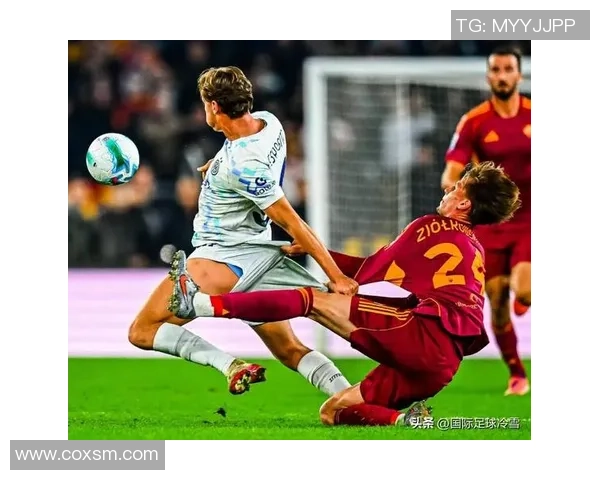 足球明星在球场上的独特习惯与风格揭秘你知道他们是如何保持最佳状态的吗 足球明星在球场上的独特习惯与风格揭秘你知道他们是如何保持最佳状态的吗