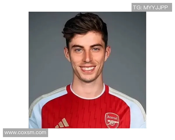 足球明星帅哥西服搭配解析时尚魅力展现与个性风格融合 足球明星帅哥西服搭配解析时尚魅力展现与个性风格融合